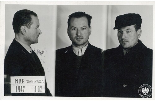 Wykonane przez komunistyczne służby terroru (Ministerstwo Bezpieczeństwa Publicznego) zdjęcie sygnalityczne Lecha Neymana (fot. z zasobu AIPN)