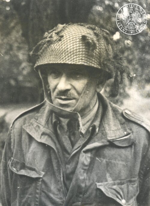 Commander of the 1st Independent Parachute Brigade, Brigade General Stanisław Sosabowski, during the fighting in the Netherlands. Photo from the IPN’s archives