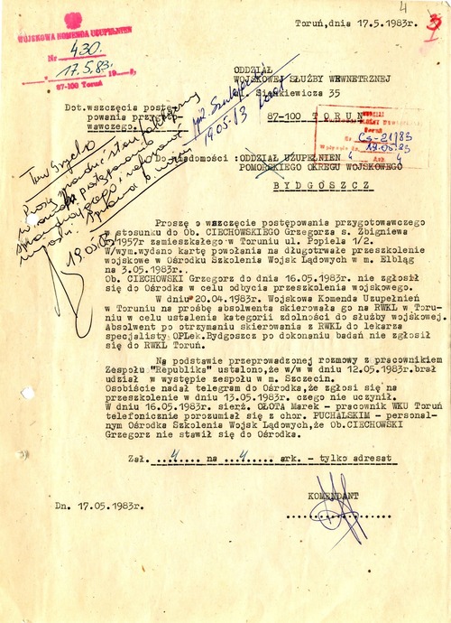 Pismo komendanta WKU w Toruniu do tamtejszego Oddziału Wojskowej Służby Wewnętrznej w sprawie wszczęcia postępowania przygotowawczego wobec Grzegorza Ciechowskiego, który nie zgłosił się do Ośrodka w celu odbycia przeszkolenia wojskowego