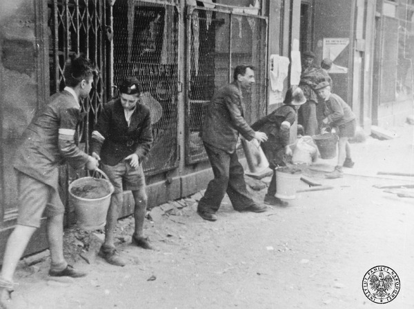 Dzieci w Powstaniu Warszawskim