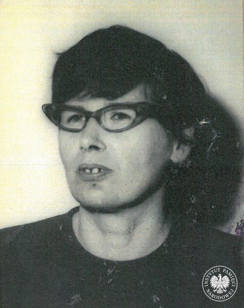 Joanna Koenig, 1989 r., zdjęcie z kwestionariusza z akt paszportowych (fot. z zasobu IPN)