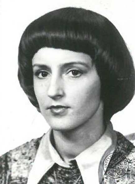 Joanna Zacharzewska, 1980 r., zdjęcie z akt paszportowych (fot. z zasobu IPN)