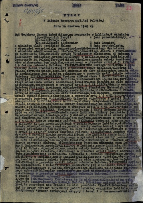 Pierwsza strona wyroku Sądu Wojskowego Okręgu Lubelskiego z 16 czerwca 1945 r. Pod pozycją X figuruje Mieczysław Czechowicz (z zasobu AIPN)