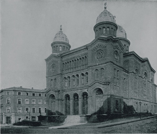 Synagoga w Bydgoszczy zniszczona przez Niemców. Fot. Wojewódzka i Miejska Biblioteka Publiczna w Bydgoszczy