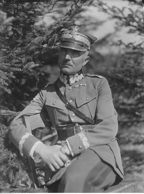 Gen.  Eugeniusz Tinz (fot. NAC)