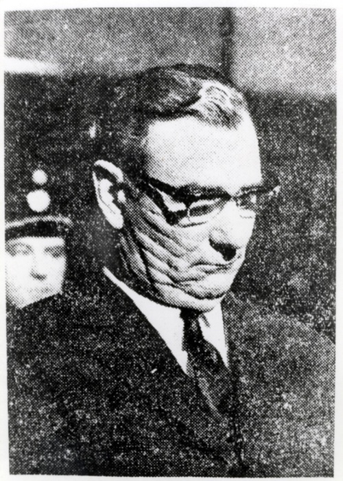 Na powojennym zdjęciu Hauptmann Gerulf Mayer dowódca Hauptmannschaftu żandarmerii w Kielcach, obecny podczas pacyfikacji Michniowa (fot. z zasobu AIPN)