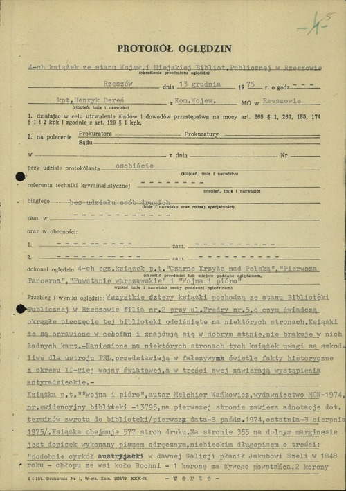 otokół wykonanych przez kpt. Henryka Beresia z KW MO w Rzeszowie oględzin książek zabezpieczonych w sprawie prowadzonej (formalnie od 16 grudnia 1975 r.) przeciwko Stanisławowi Weissowi, Rzeszów, 13 grudnia 1975 r., s. 1 (z zasobu IPN)