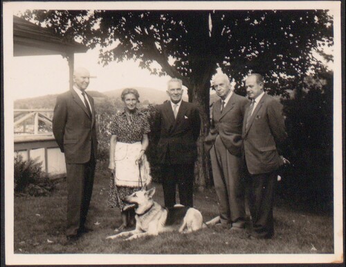 Generał Sosabowski – w środku, z wizytą u generała Sosnkowskiego - drugi z prawej, w Arundel w Kanadzie. Pierwszy z lewej stoi generał Antoni Szylling, październik 1962 roku