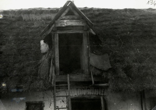 Stryszek nad stajnią w gospodarstwie Szczepańskich. Tam ukrywał się „Wrzos” (fot. z zasobu AIPN)