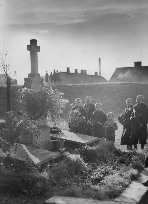 Opieka państwa nad cmentarzami wojennymi