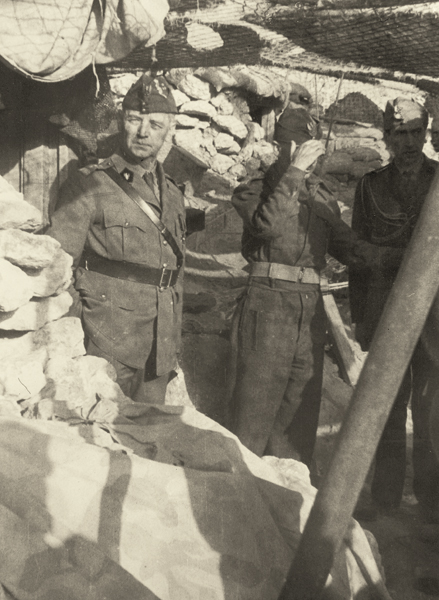 General Władysław Sikorski with General Stanisław Kopański in Tobruk, 14.11.1941