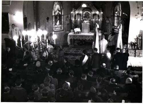 Kościół Polski w Budapeszcie (1943). Ze zbiorów IPN, Oddział w Krakowie. Kolekcja Tadeusza Chciuka-Celta