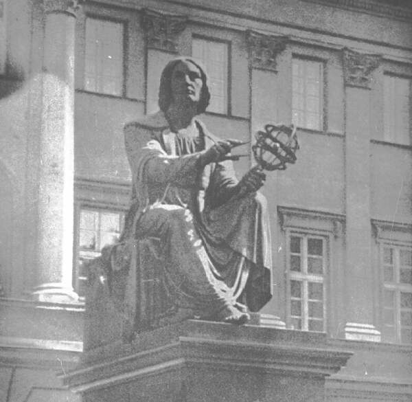 Wacław Bojarski. Śmierć w cieniu pomnika Mikołaja Kopernika