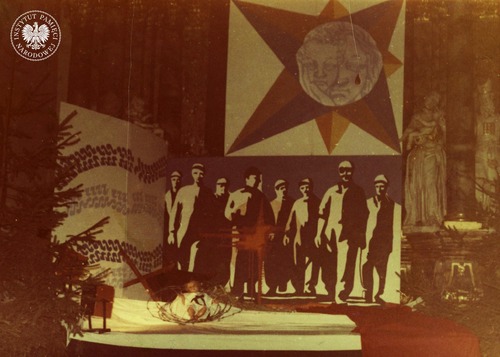 Szopka w kościele Jezuitów w Kaliszu na Boże Narodzenie 1981 roku, nawiązująca do tragedii w kopalni Wujek w Katowicach. Autor projektu, ojciec Stefan Dzierżek, za wystawienie szopki oraz pisemne wyjaśnienie jej symboliki odczytywane podczas nabożeństw został skazany na rok więzienia w zawieszeniu na 3 lata. 23 grudnia 1981 – 6 stycznia 1982 roku