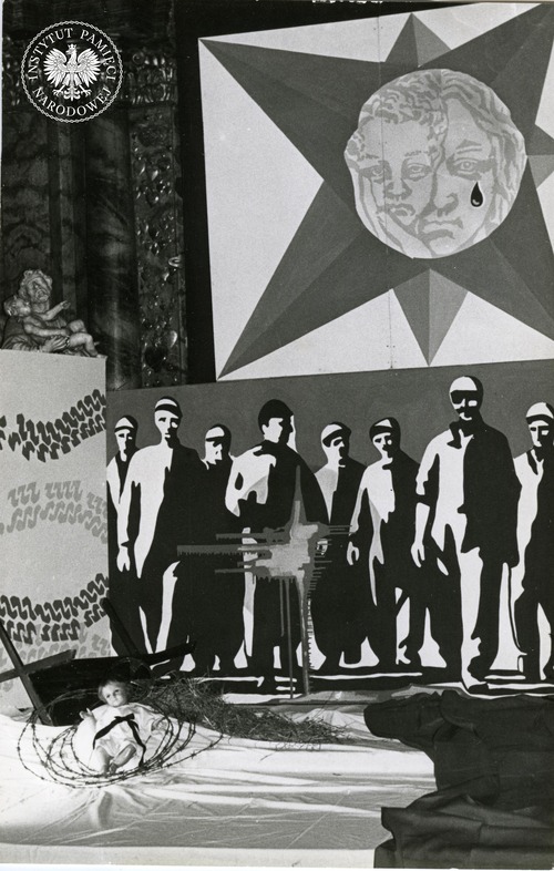 Szopka w kościele Jezuitów w Kaliszu na Boże Narodzenie 1981 roku, zaprojektowana przez ojca Stefana Dzierżka – fragment. 23 grudnia 1981 – 6 stycznia 1982 roku