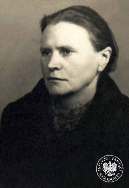Zdjęcie Felicji Wolff z kenkarty wystawionej na nazwisko Ewa Maria Artwińska (fot. z zasobu AIPN)