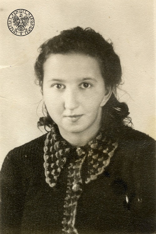 Danuta Siedzikówna ps. „Inka” (1928-1946) – sanitariuszka 4. szwadronu odtworzonej na Białostocczyźnie 5. Wileńskiej Brygady AK. (fot. z zasoby AIPN)