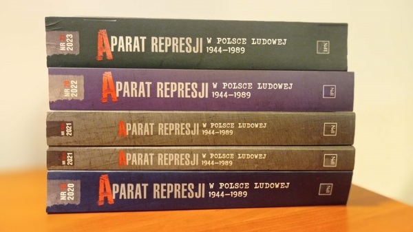 Nastroje społeczno-polityczne w aparacie bezpieczeństwa w kontekście drogi do Okrągłego Stołu