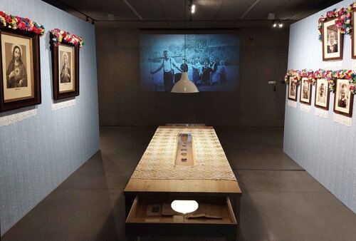 Wystawa czasowa „»Błogosławieni Sprawiedliwi, albowiem…« Opowieść o Rodzinie Ulmów” przygotowana przez Archiwum IPN we współpracy z Muzeum Polaków Ratujących Żydów podczas II wojny światowej. Markowa, 2023 r. (fot. P. Zielony)