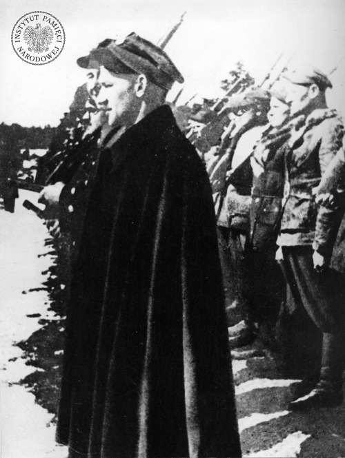 Żołnierze z Oddziału Wydzielonego Wojska Polskiego dowodzonego przez mjr. Henryka Dobrzańskiego „Hubala” (fot. z zasobu IPN)