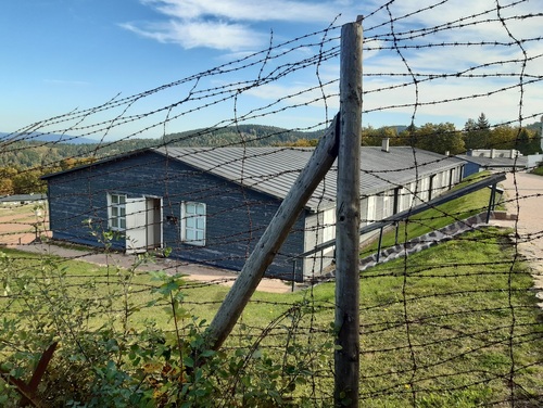 Jeden z zachowanych budynków KL Natzweiler-Struthof (fot. Mariusz Żuławnik)