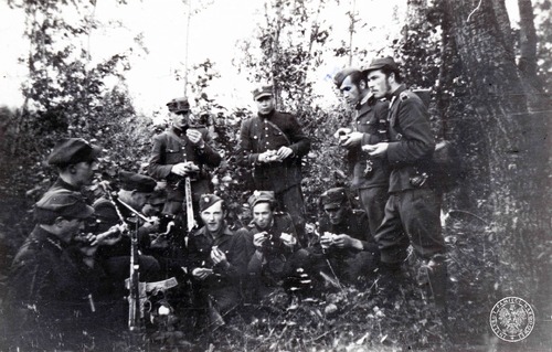 „Iluż kolegów świąt nie doczekało”. Ostatnia Wielkanoc Władysława Grudzińskiego „Pilota”