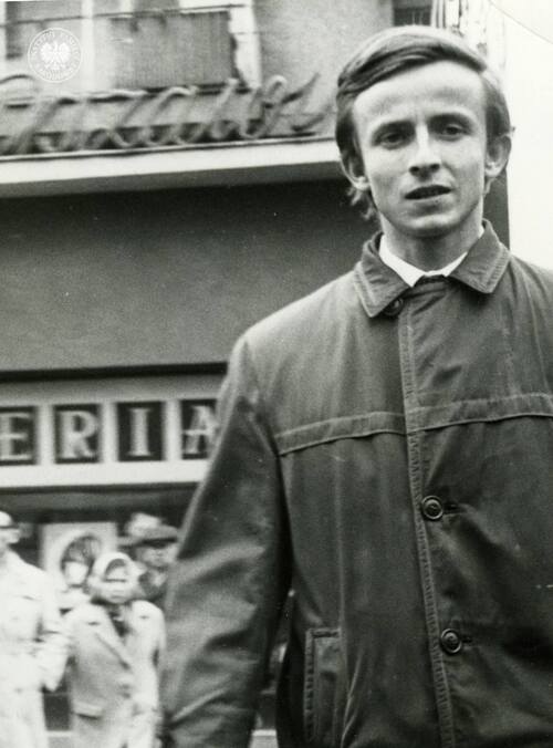 an Krzysztof Kelus „Mały”. Warszawa, prawdopodobnie ulica Żurawia róg ulicy Brackiej), 6 kwietnia 1968 roku