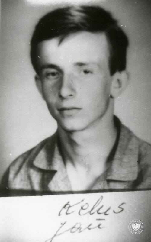 Zdjęcie Jana Krzysztofa Kelusa, bez daty, włączone do akt MSW w kwietniu 1968 r. w związku z działaniami operacyjnymi MSW wymierzonymi przeciwko Kelusowi i innym osobom (fot. z zasobu IPN)