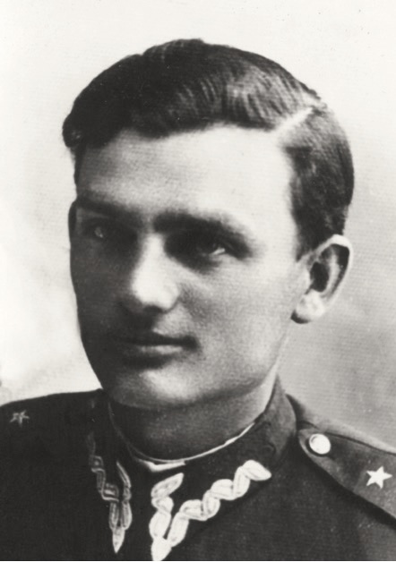 Józef Lutak po awansie na podporucznika, 1937 r. Fot. ze zbiorów Grzegorza Ostasza