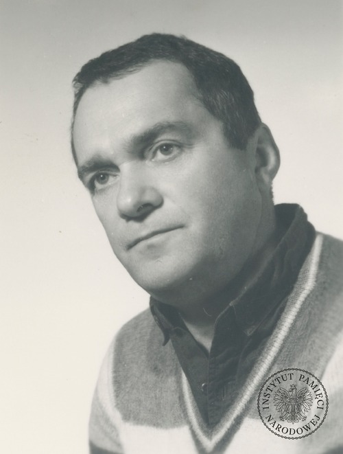 Zdzisław Wardejn, lata osiemdziesiąte. Zdjęcie z akt paszportowych (fot. z zasobu AIPN)