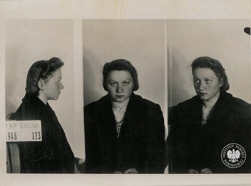 Zdjęcie sygnalityczne Haliny Waszczuk, wykonane w Ministerstwie Bezpieczeństwa Publicznego w Warszawie w 1946 roku