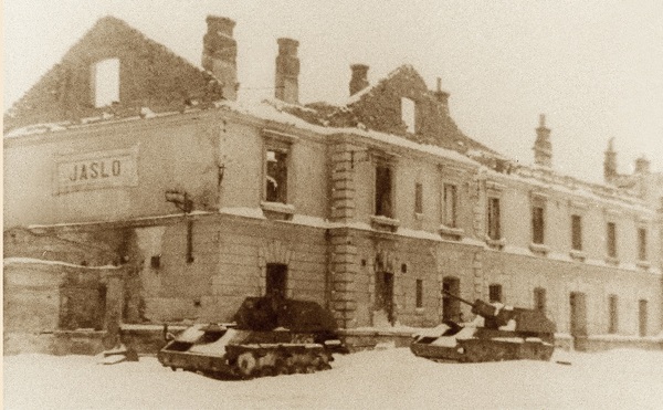 Wysiedlenie i zniszczenie Jasła w 1944 roku