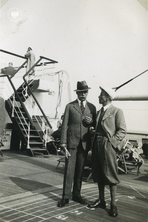 Wojciech Kossak i prof. Bartkowski na pokładzie m/s „Batory” – maj 1936 r. (fot. z zasobu IPN)