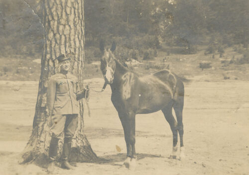 S. Dembiński, rotmistrz w 1 Pułku Ułanów (Siły Zbrojne Monarchii Austro-Węgierskiej), wieś Klucze koło Olkusza, Małopolska, 1916 r.