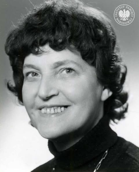 Maria Kwaśniewska, zdjęcie z kwestionariusza akt paszportowych, 1984 r. (fot. z zasobu AIPN)