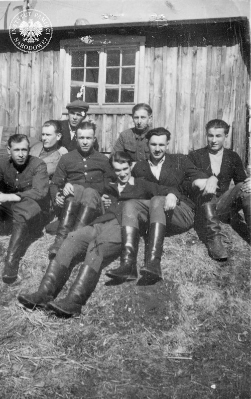 Żołnierze 5. Wileńskiej Brygady AK i BOA w Bobolicach (fot. z zasobu IPN)