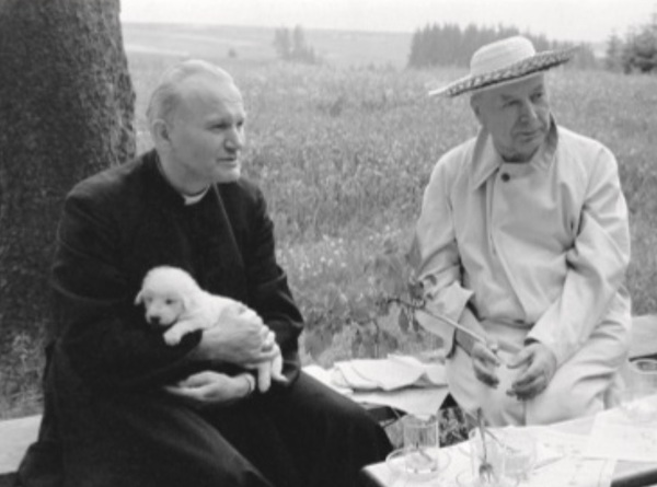 Dwie piuski – biała i czerwona. Anna Rastawicka o przyjaźni Jana Pawła II i kard. Stefana Wyszyńskiego