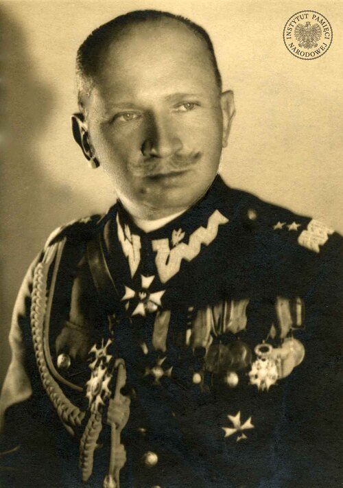 Gen. Juliusz Rómmel, dowódca Armii „Łódź”, b.d. (fot. z zasobu AIPN)