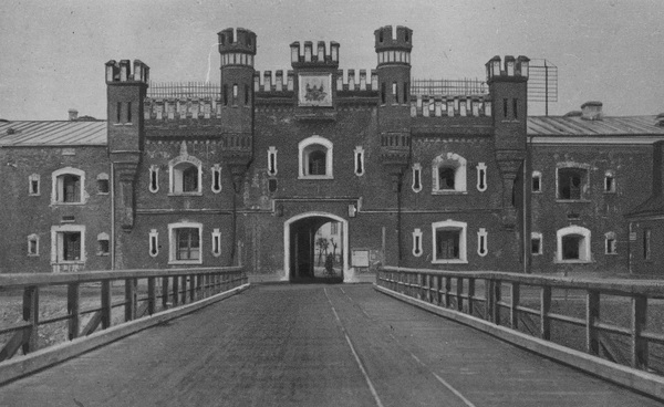 Sowieckie więzienie w Brześciu nad Bugiem w latach 1939-1941