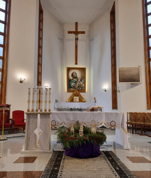 Wnętrze kościoła pw. św. Józefa Rzemieślnika w Nowy Zagórzu (fot. M. Krzysztofiński, IPN)