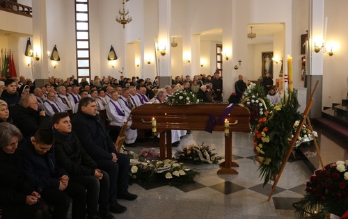 Uroczystości pogrzebowe ks. prałata Eugeniusza Dryniaka – Nowy Zagórz, 12 lutego 2019 r. (fot. IPN)