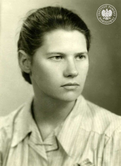 Ewa Osetowska, zdjęcie z akt paszportowych, luty 1948 roku