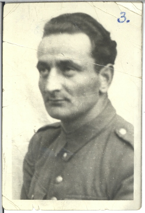 Mieczysław Pruszkiewicz „Kędziorek” – po wyjeździe Hieronima Dekutowskiego „Zapory” dowódca oddziałów partyzanckich w operujących w powiatach: kraśnickim, lubelskim i  puławskim. Zginął 17 V 1951 r. w miejscowości Białowoda (fot. IPN w Lublinie)