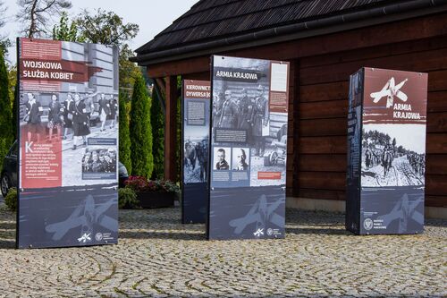 Plenerowe spotkanie z historią AK w nowosądeckim Miasteczku Galicyjskim, 24 IX 2022 r.