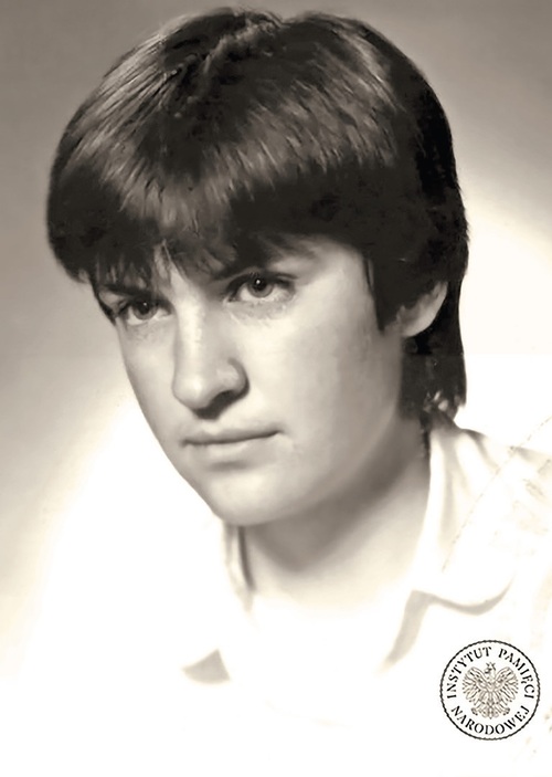 Anna Maria Stawicka, zdjęcie z akt paszportowych, 1983 r. (fot. z zasobu AIPN)