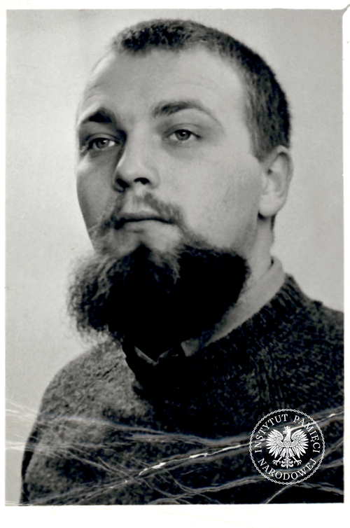 Jacek Rzehak, końcówka lat siedemdziesiątych, zdjęcie z akt paszportowych (fot. z zasobu IPN))