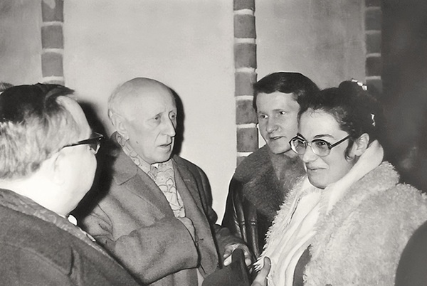 Dom na 147 herbat. Marzena Górszczyk-Kęcik (1945–1999)