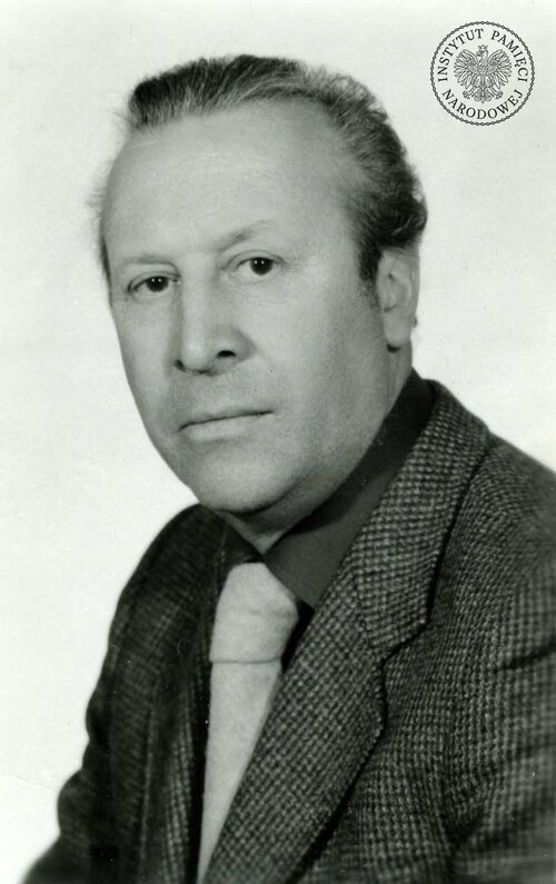 Leon Niemczyk, zdjęcie z kwestionariusza z akt paszportowych, 1980 r. (fot. z zasobu IPN)