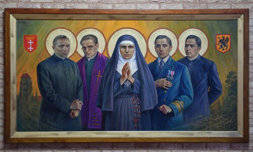Błogosławieni Męczennicy Gdańscy, obraz Pawła Białogorceva wiszący w kościele św. Urszuli Ledóchowskiej w Gdańsku-Chełmie. Beatyfikowani przez papieża Jana Pawła II w 1999 r. ks. Franciszek Rogaczewski, ks. Marian Górecki, s. Alicja Kotowska, ks. Władysław Miegoń i ks. Bronisław Komorowski (Parafia pw. św. Urszuli Ledóchowskiej w Gdańsku-Chełmie)