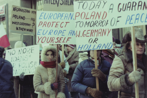 Wigilia ʼ81. Demonstracje w USA przeciwko stanowi wojennemu w Polsce